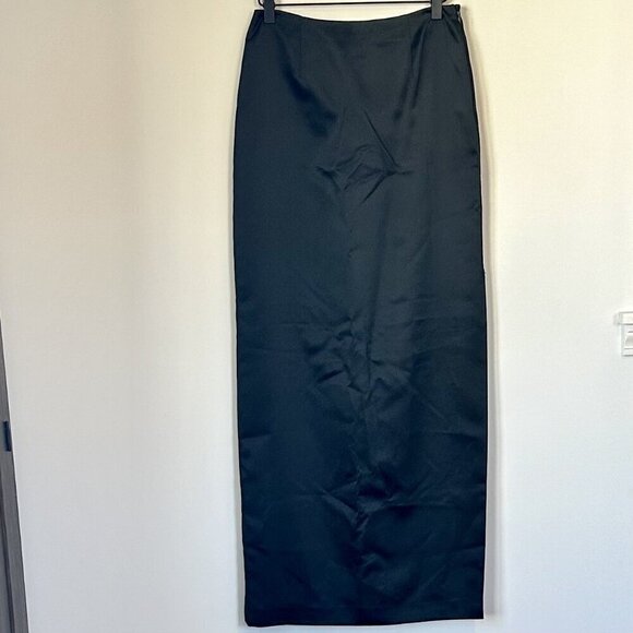 Nicole Miller Black Satin Maxi Skirt - Size: 6 - Picture 1 of 7